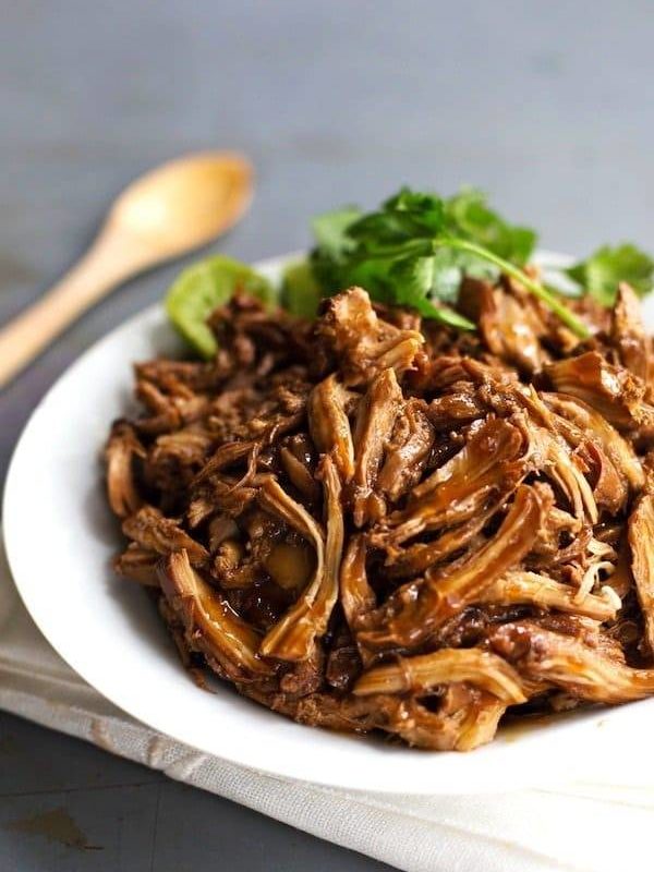 Honey Glazed Crockpot Chicken Adobo - simple pantry ingredients, hardly any hands-on time, 200 calories. | https://build-body.today